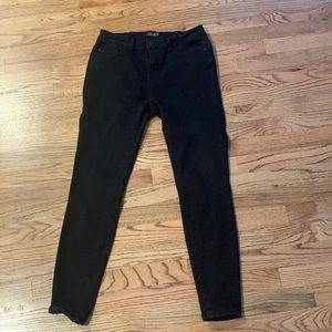 Judy Blue Black Skinny Jeans with NO distressing - size 7